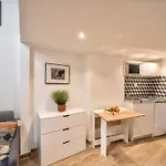 Bel Appartement Au Coeur De Montmartre