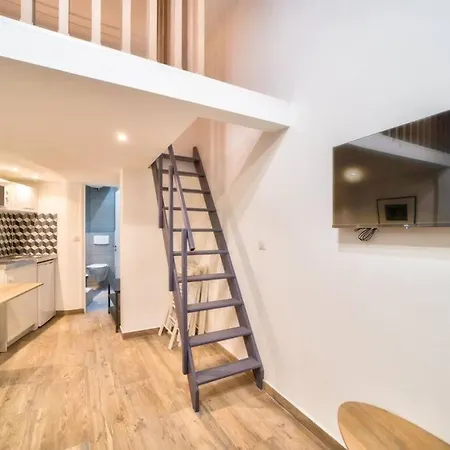 Apartment Bel Au Coeur De Montmartre Paris