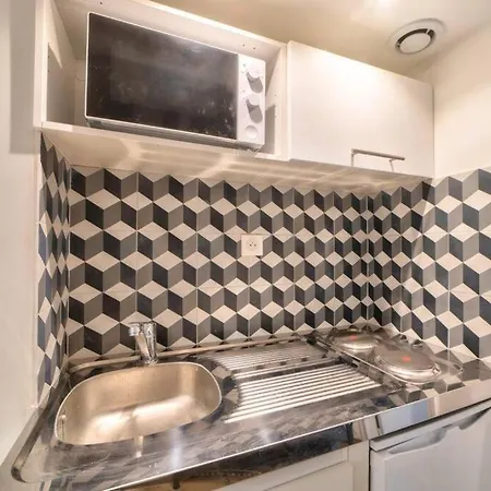 Apartment Bel Au Coeur De Montmartre